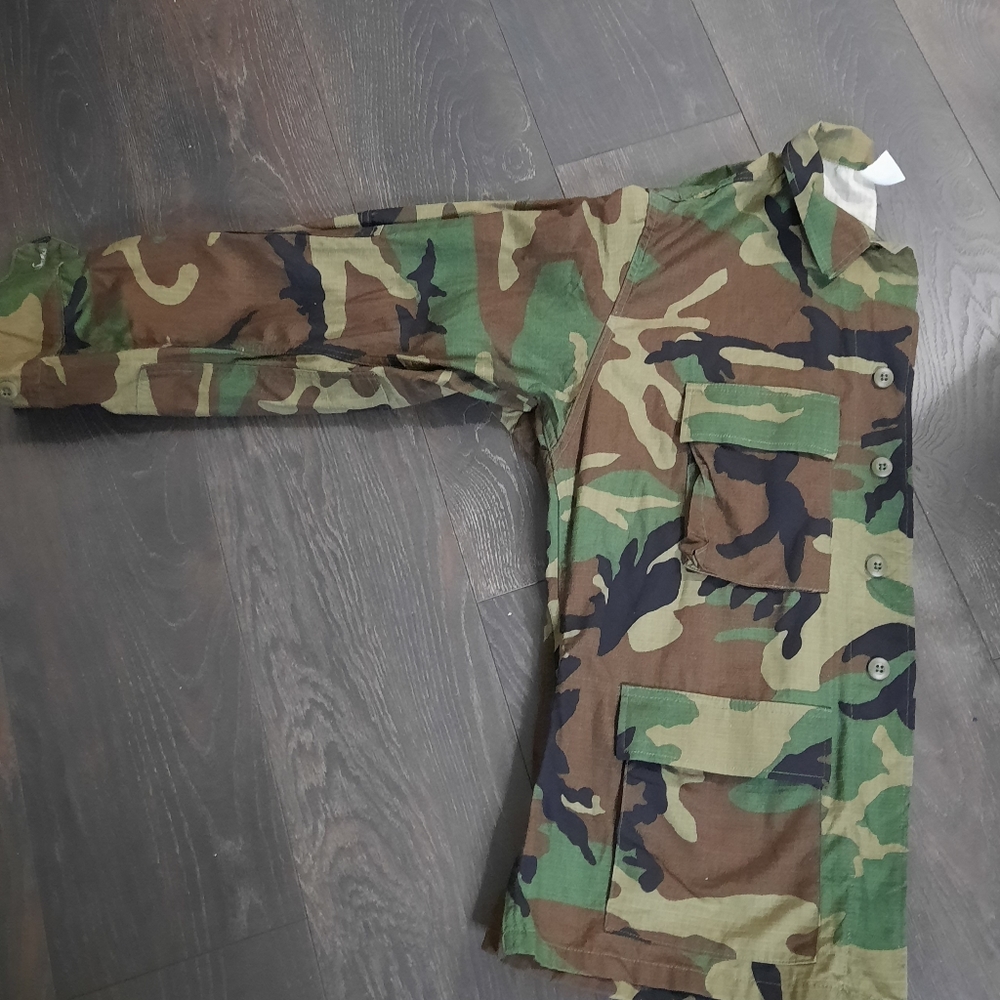 Jacket - Picture 11 of 11